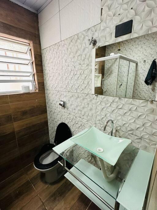 Mobiliado E Confortavel Zn - Cod 03 * São Paulo
