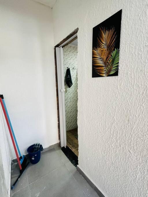 Mobiliado E Confortavel Zn - Cod 03 *