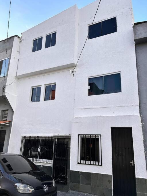 Mobiliado E Confortavel Zn - Cod 03 *